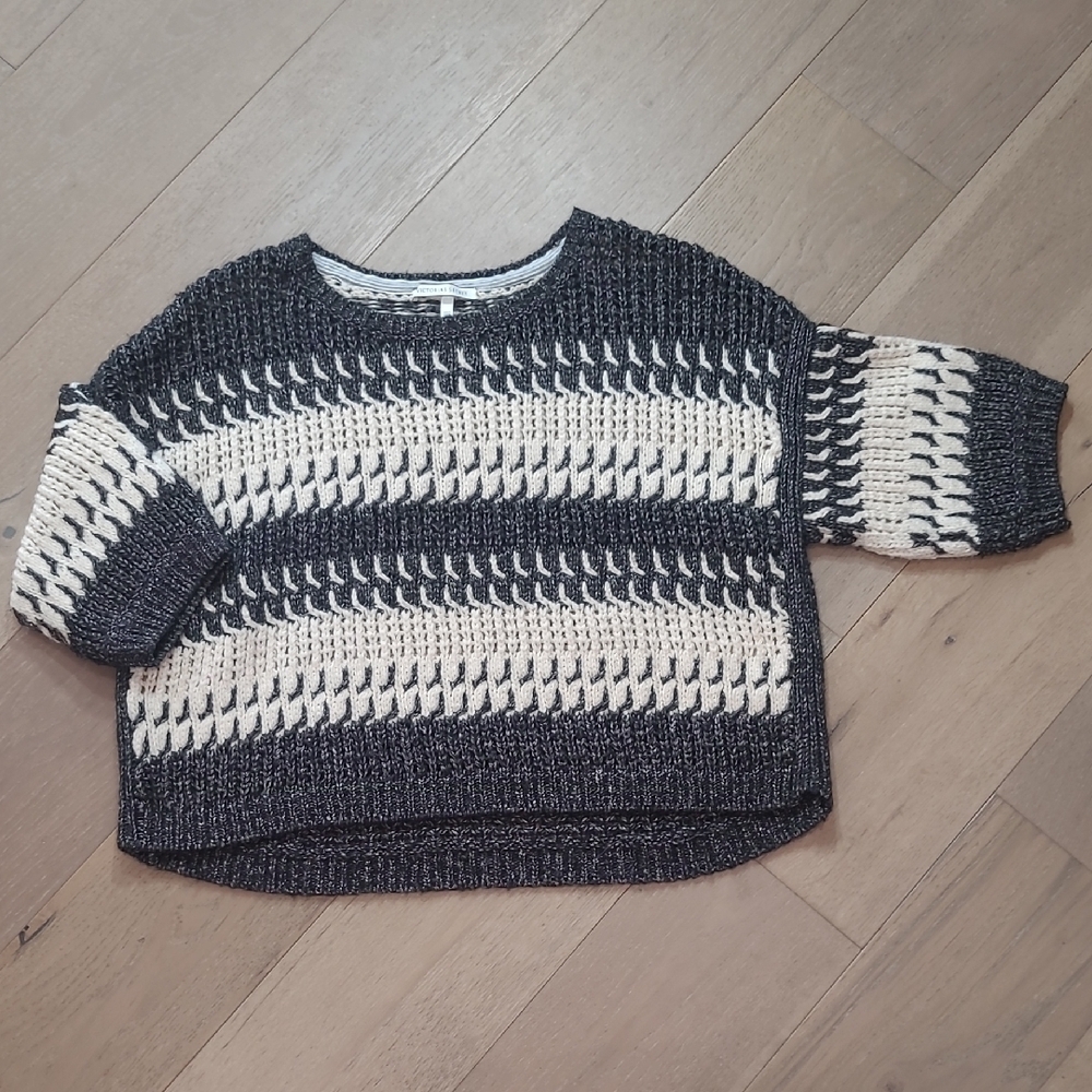Victoria's Secret Sweater Women's sz XS Black/Cream Oversized Knit Sweater